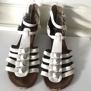 COVINGTON brand size 8.5W sandals